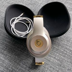 Beats by Dre Studio3 Gold Headphones with Noise Cancelling